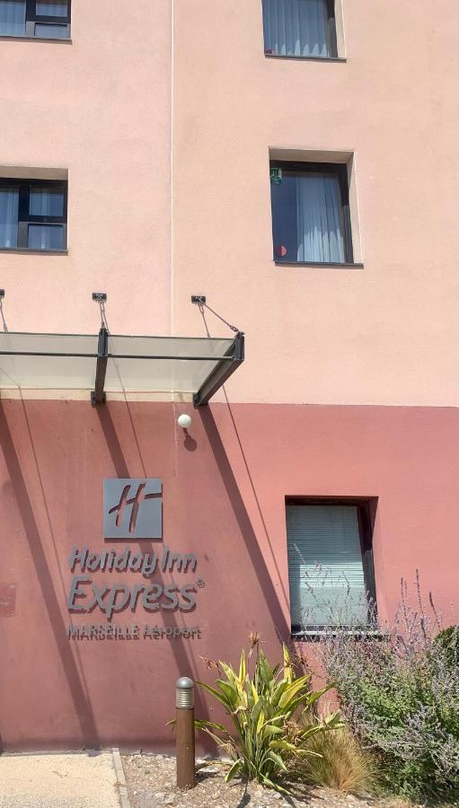 ויטרולה Holiday Inn Express - Marseille Airport, An Ihg Hotel מראה חיצוני תמונה